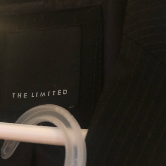The Limited Blazer set - Picture 2 of 3